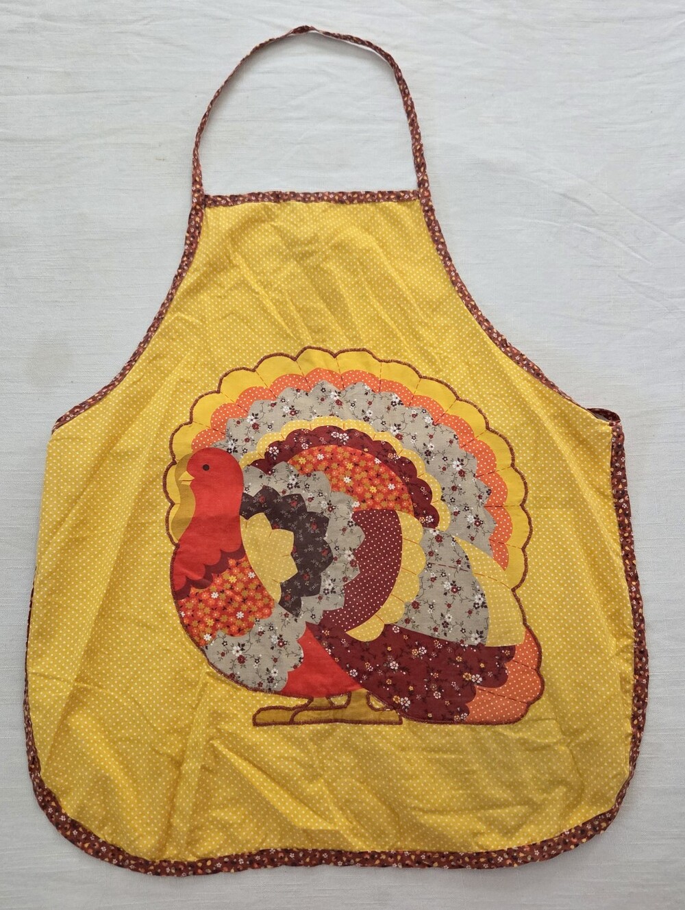 Vintage 70s Groovy Mod Yellow Turkey Print Kitchen Apron